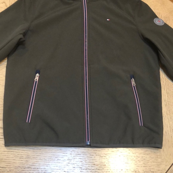 Tommy Hilfiger Men's Softshell Jacket - Picture 9 of 11